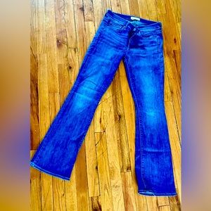 Gap baby boot 28S like new